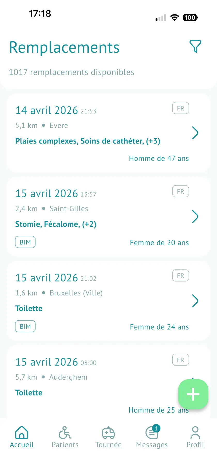 Aperçu de l'application Nursy sur iPhone — gestion de tournée infirmière en Belgique